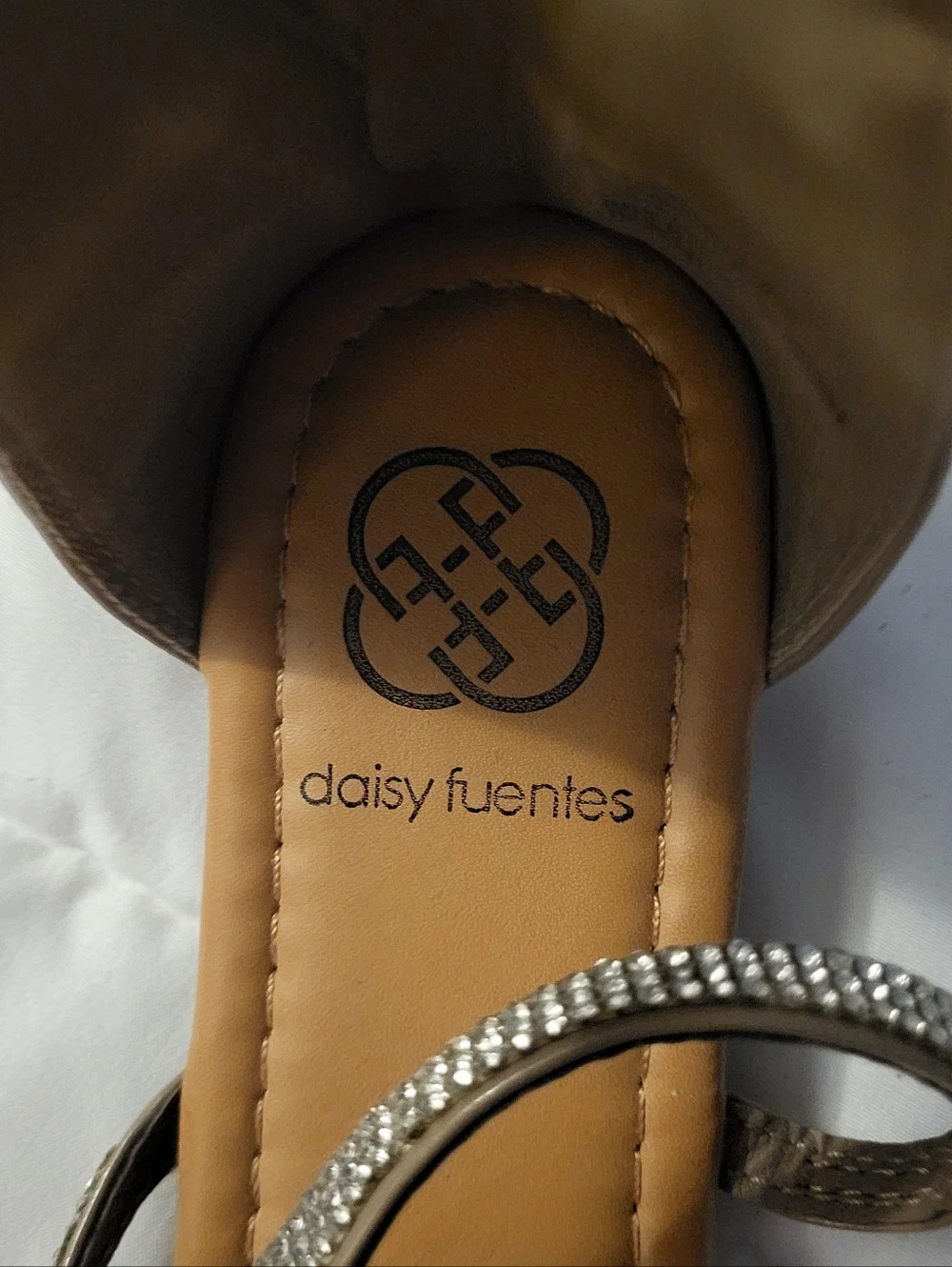 Daisy Fuentes Tan Sandals with Sparkling Silver Straps